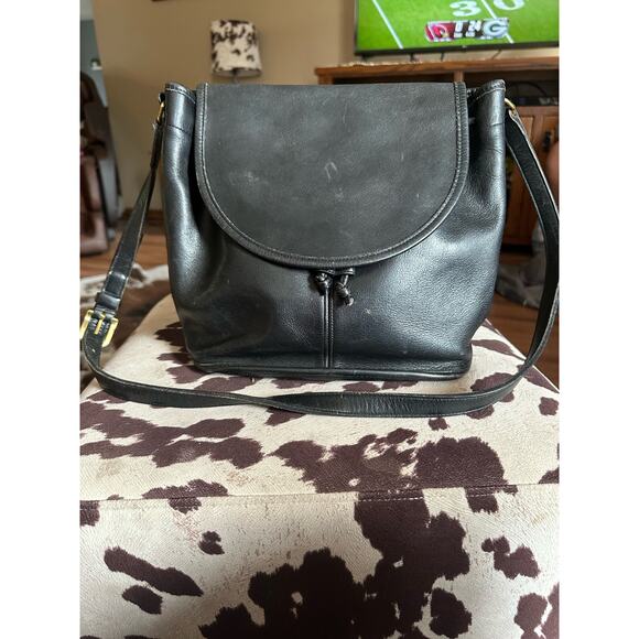 Coach Handbags - Vintage pre 1994 Coach drawstring flap shoulder bag